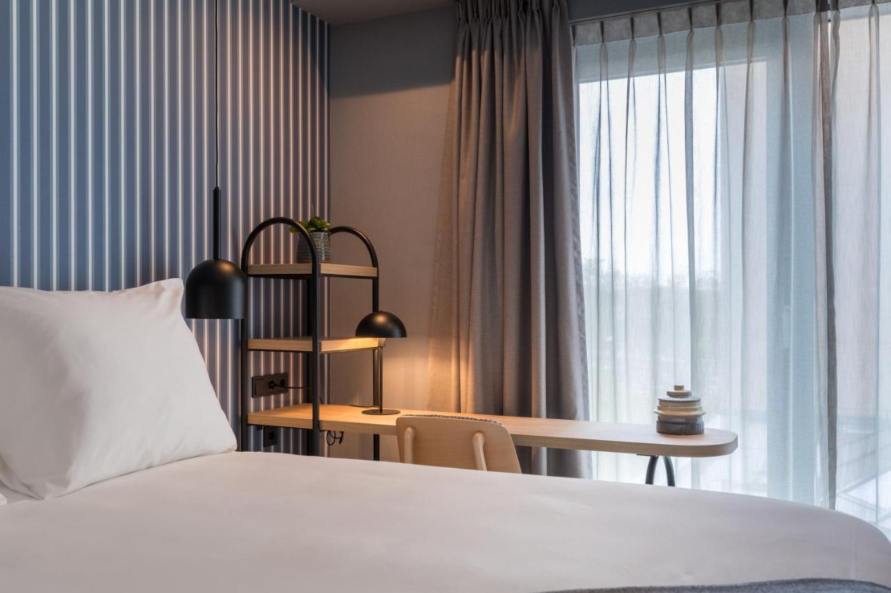 Van Der Valk Hotel Венло Экстерьер фото