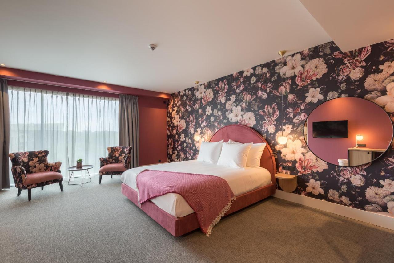 Van Der Valk Hotel Венло Экстерьер фото